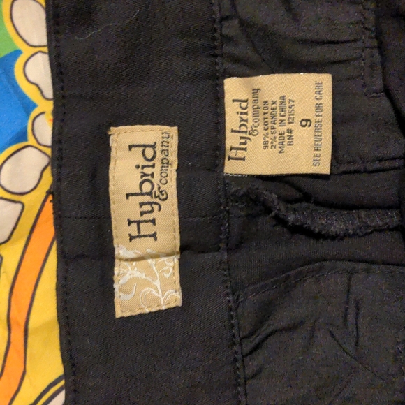 Hybrid & Company | Black Dress Pants - Picture 3 of 4